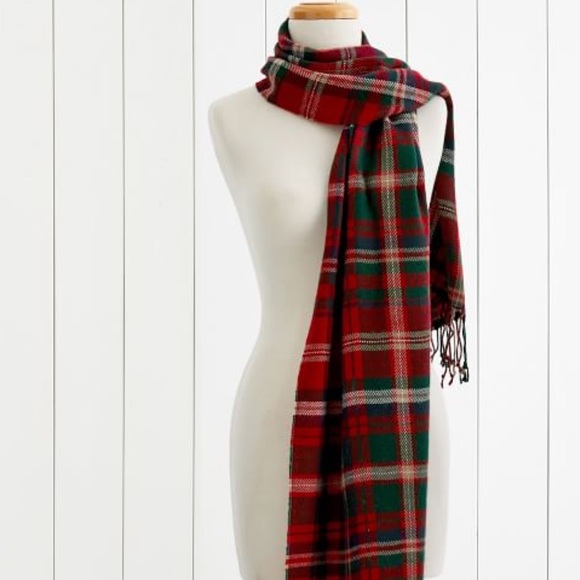 Pottery Barn Accessories - POTTERY BARN Lynbrook Plaid Fringed Scarf 70" x 14"